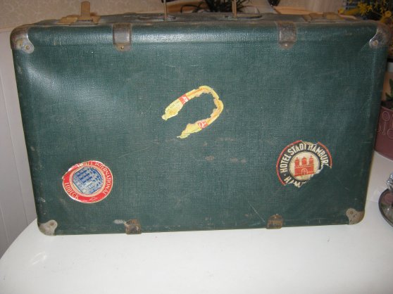 grn kuffert.jpg